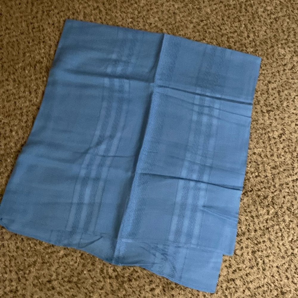 42 x 42 Square Periwinkle Blue Tablecloth